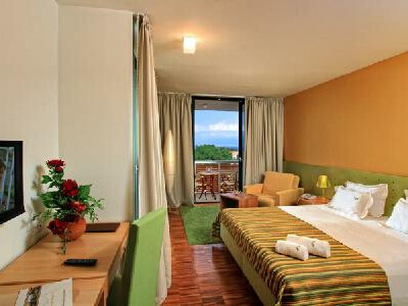 4E81F6D67E2CD6AA40F9502A35FB1FDC