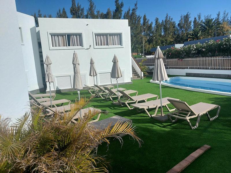 4AF0FC92D733ED71E4635C43C28899B1