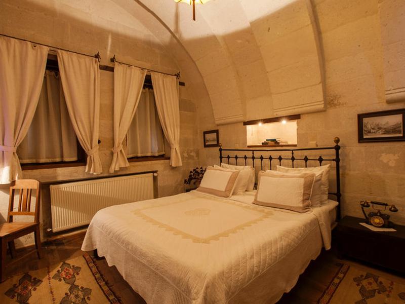 DBA8DCD7558E9CD48173E22F43A1323B