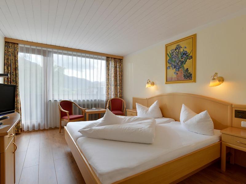 C818FD6003BF03F831BDA34E07EC2B27