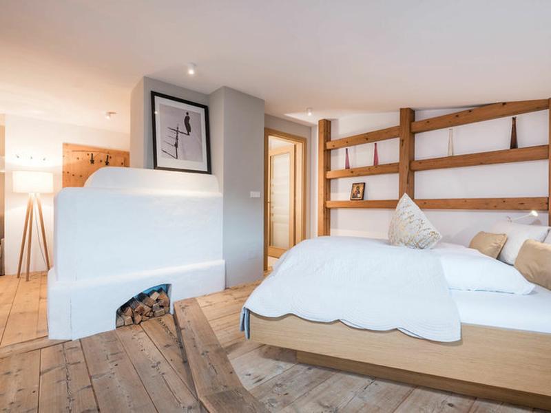 E2BC5BC12D04BBDCA00C363FEEF2BC27