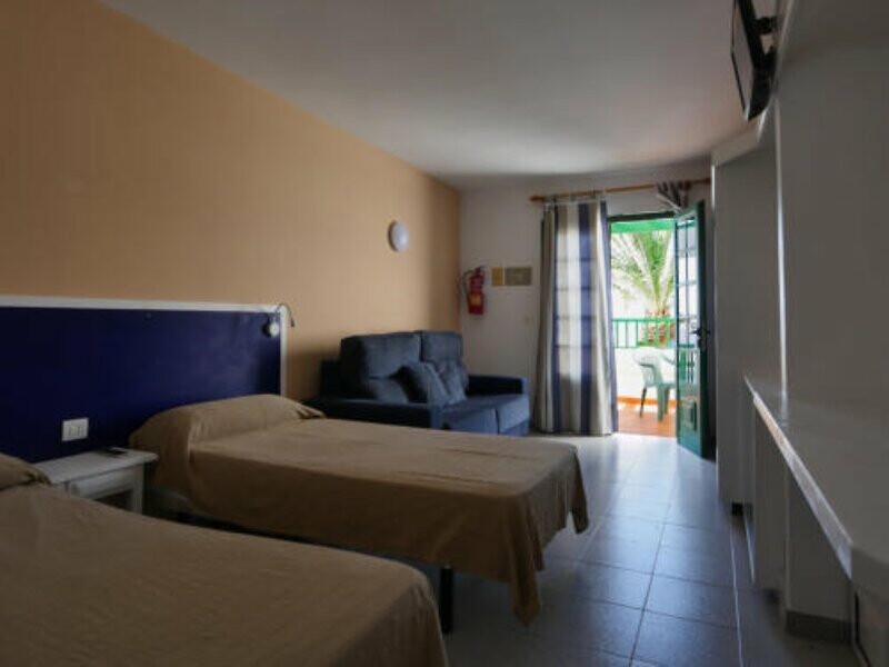 D415DD01475D1003AFF9F8A68D2FE046