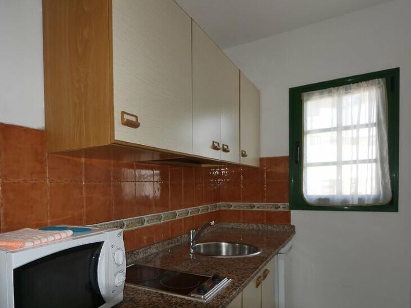 7B267DC42B63EF63FCDC6A07BDF2C2A0