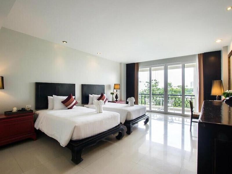 CEE39BF3D064043D13F68A1A3E6B1255