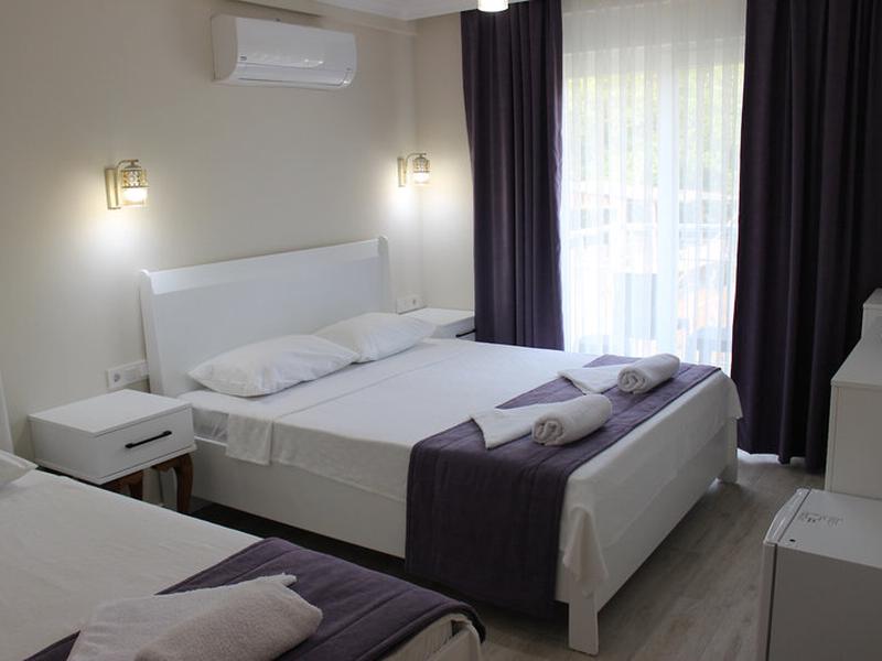 04624233A9BC8B7D97F6F8482D06D1F1