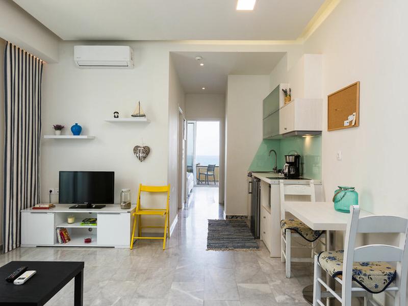 1648A2B31F577981C26492E8C070F596