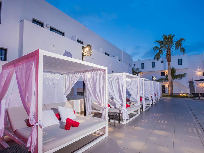 F904678A2A529E31201DF84E53C8E1DB