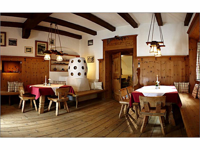 7BAFC43DB221E2AC535DDDE3FAC4AE34