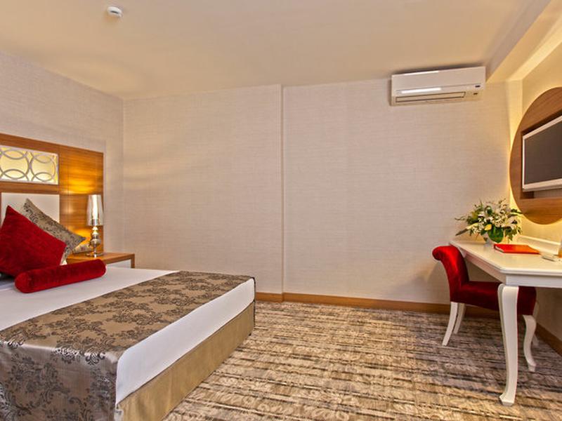 D327100E4D591B0288AB204E3F563C08