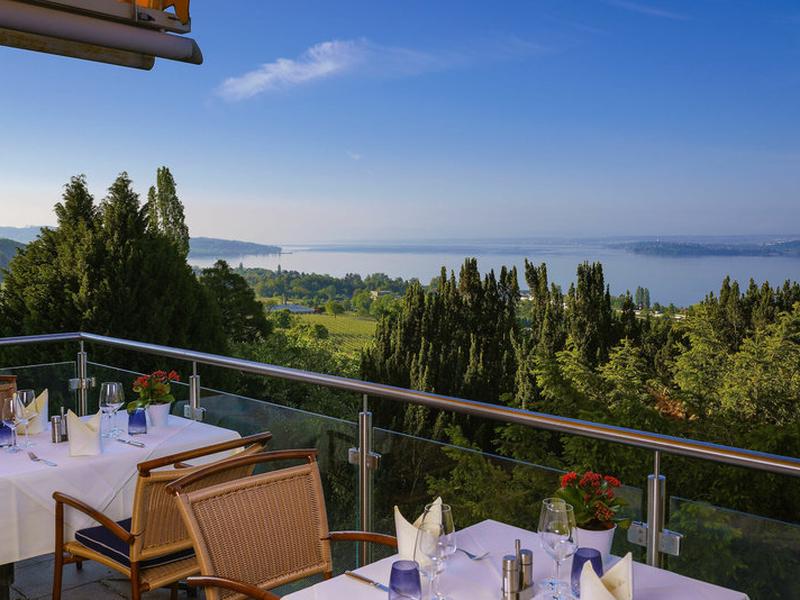 9739DCFFF2FA63DA6B81E8E653515027