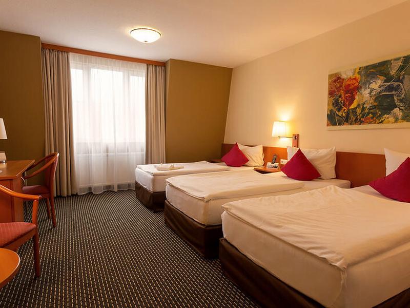 4FBC1F6040933A4CE2B250C7A82F57D7