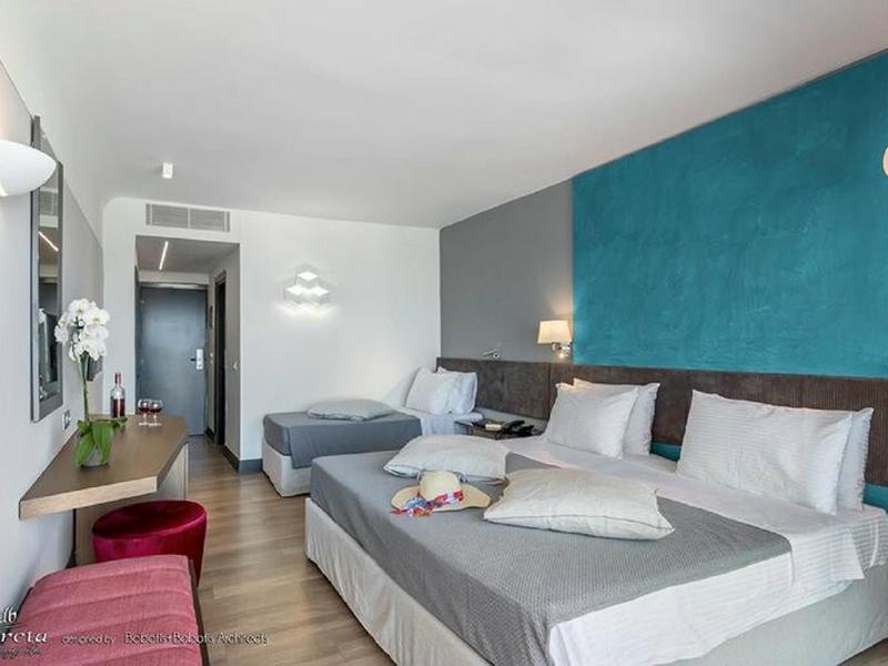 CF36909B206DDB8A8C439A2B8642743C