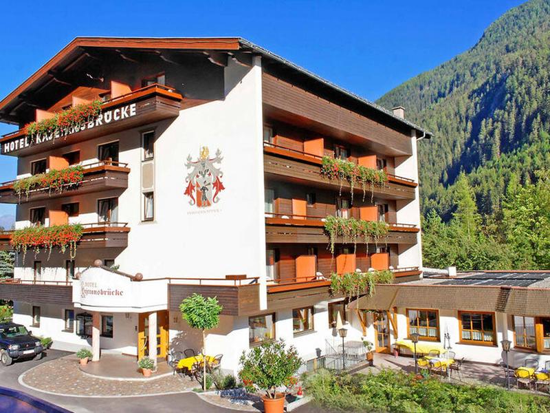 051FF15F5CA5C134F30726FF2515C2B4