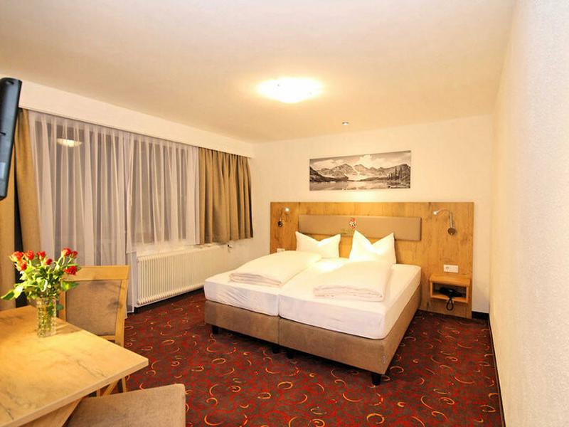 6903ED14E63C60B72F1EDBA75A5F2FA5