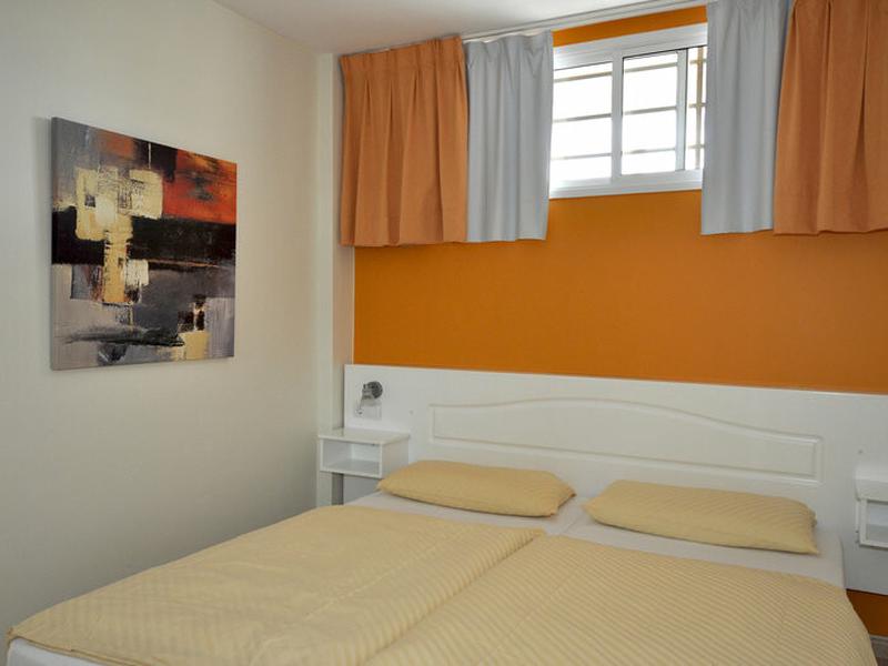 D417397CCD766A3F5DCD7B8E418D7D24