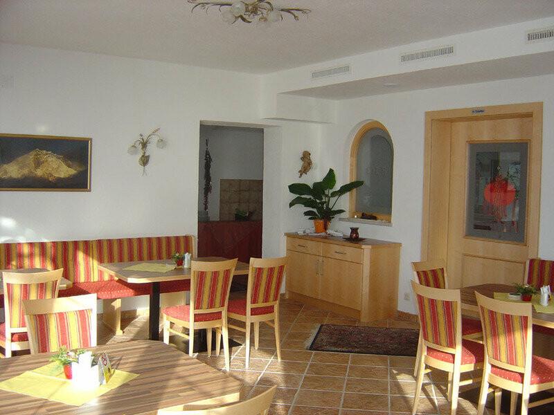 C4F90F2C08EE8B5D452088D3D434A5B1