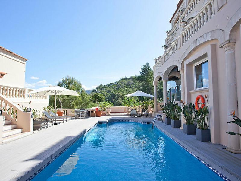 241E39EFF1A665CD7AFF3A41936B3138