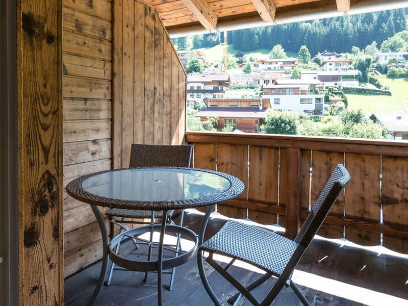 48FD640D27E2E5C3BD9FE17BB94A64D8