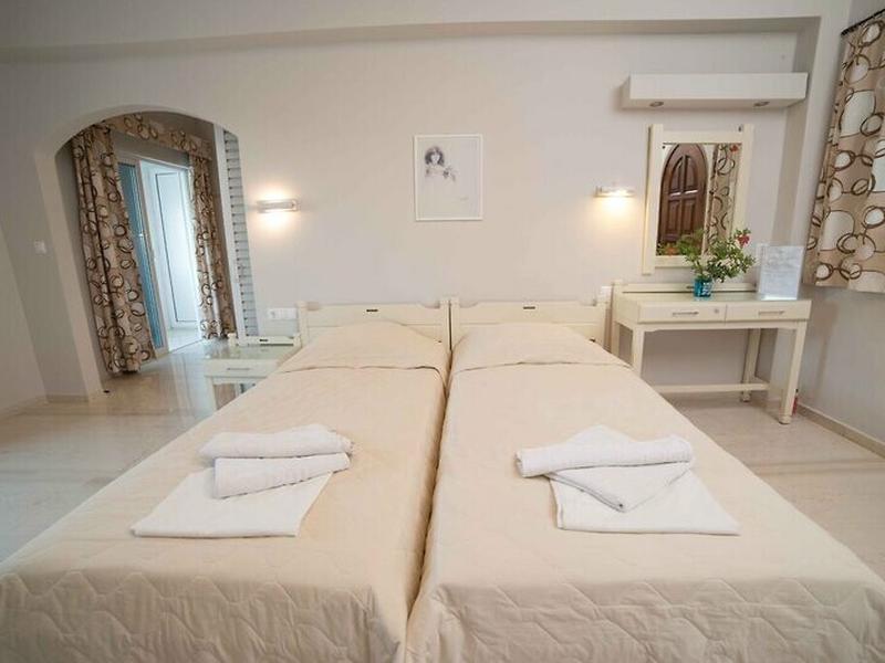 E2DF57B92244353C24323C54DCDD2126