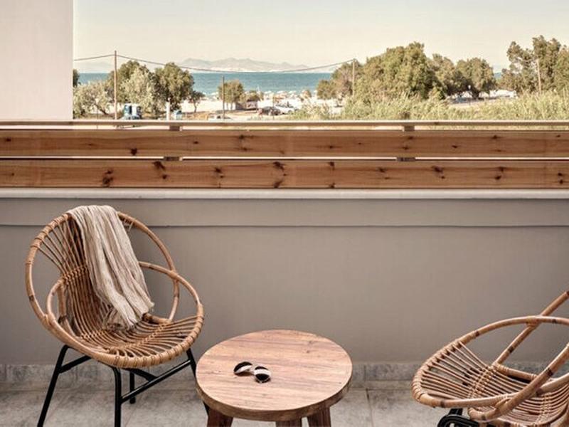 66B7AEF47E6E6280DDEBA85252BBE57F