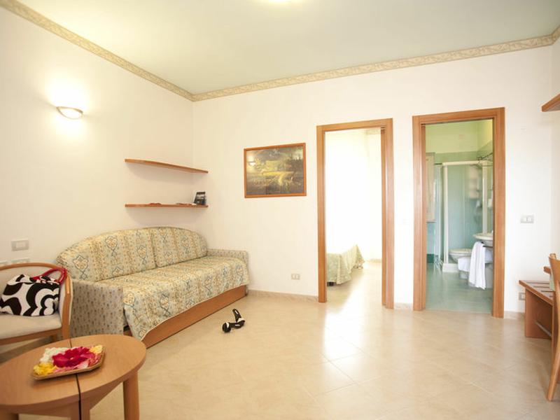 B22A6B88492F4EFBC28DB45C9C210CC9