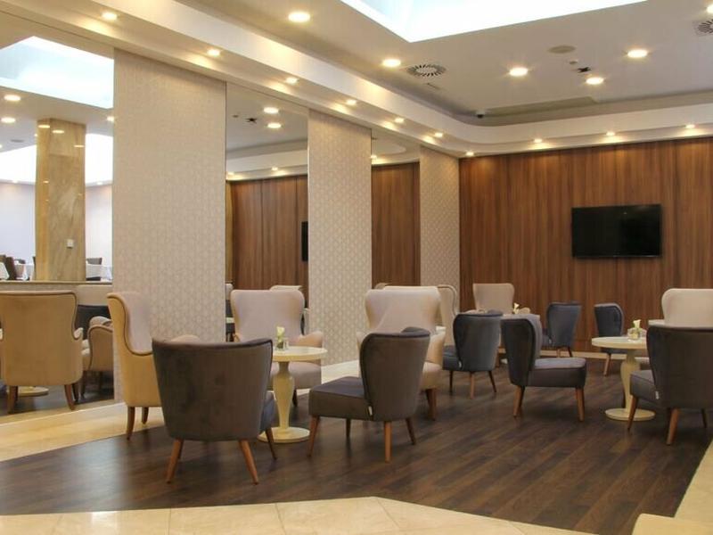 B8AAD453EDB70B21133D2CA6F17CFB8C