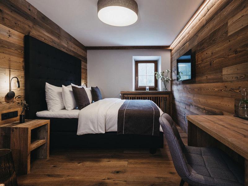 80ED17EF9FCEF841BCCC155821BB12AD