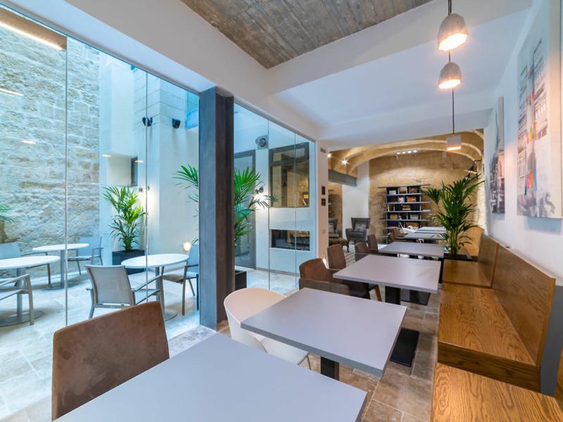 3463BF578B81B024AE94FC234EFEC7F8