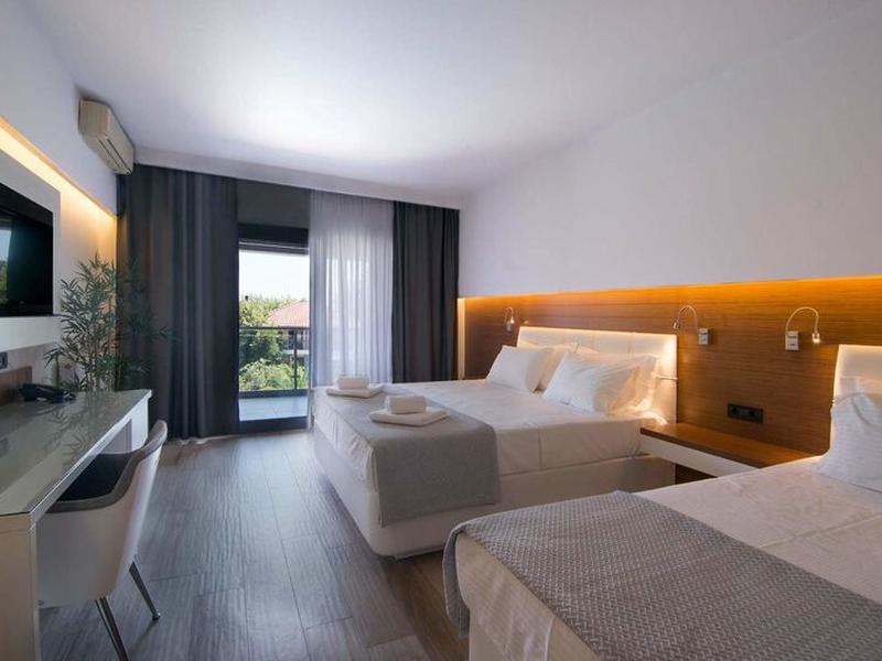 AB851DC3FDD9139319AD6A297863B46C