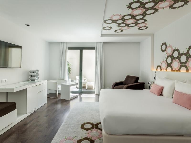 D0C440F042187FD26E9D2392B9F2C33E