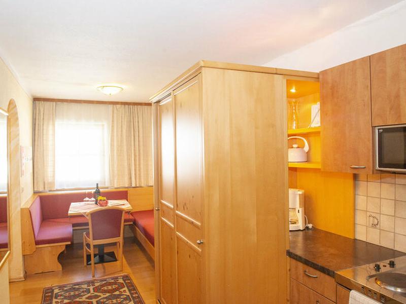 1FE0A6C399A3B2FAEEDFAC6326A41B9D