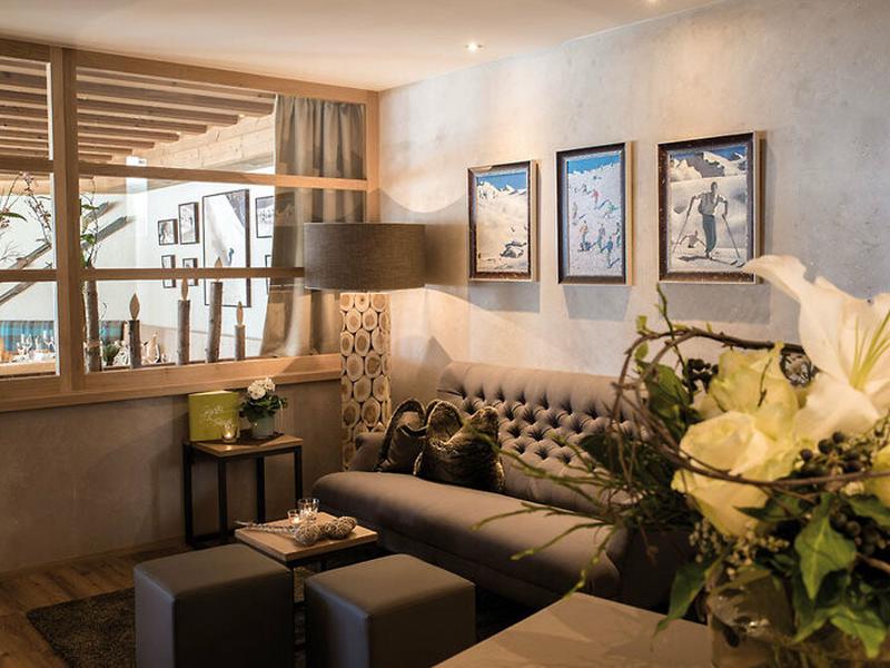 9E2183A44BFE132EE66CBF3BA6D9F6E9