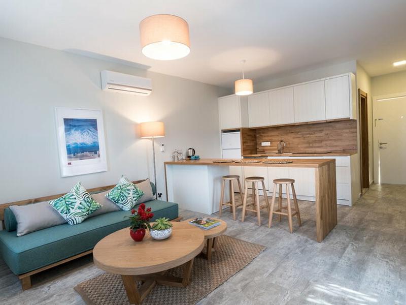 D0758F4381FA92CADB3279A1EF5C3487