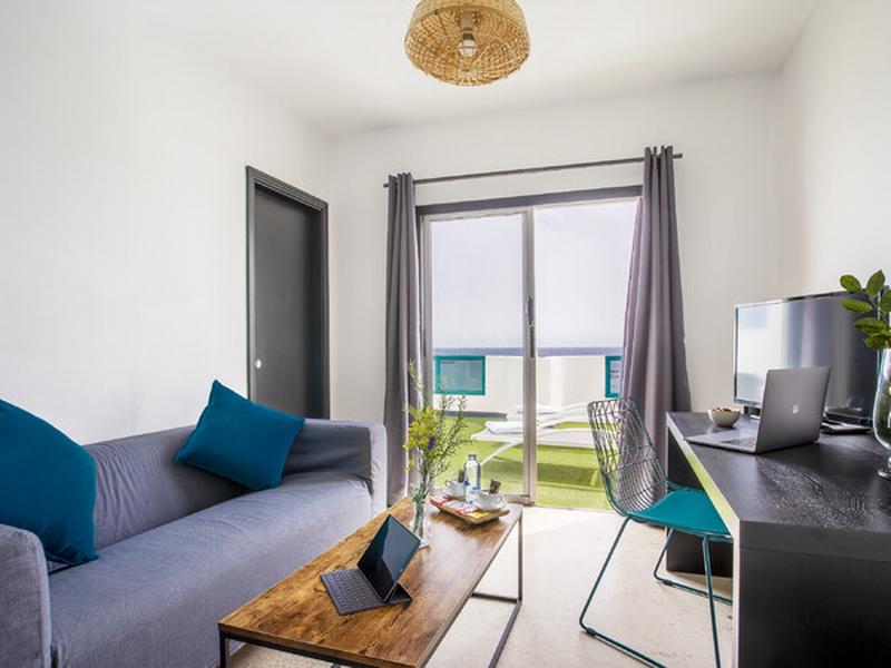 1382DD1F09449FCBF97DCBB52685FE1A