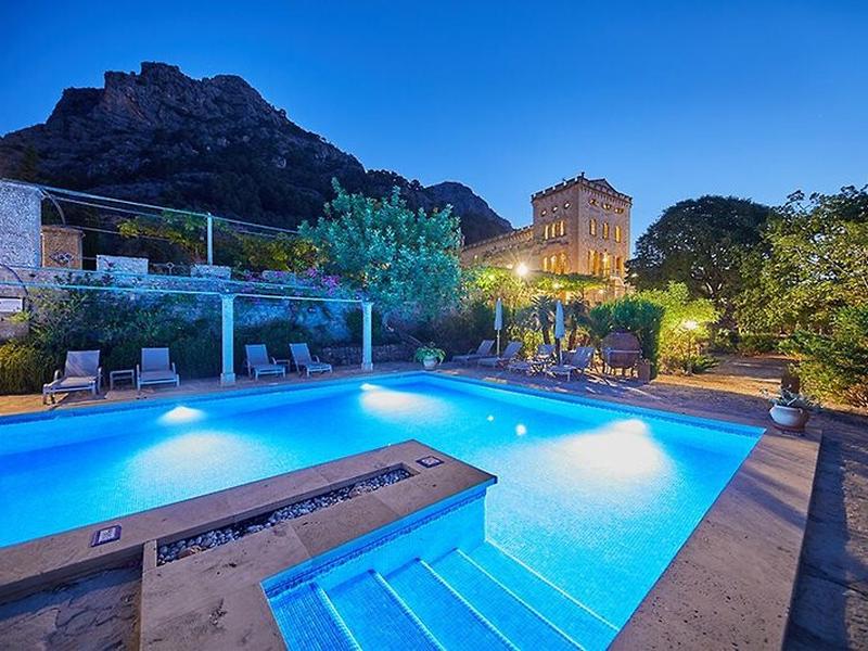 1C7C4DBC0200D937E0C281E2594D2BE7