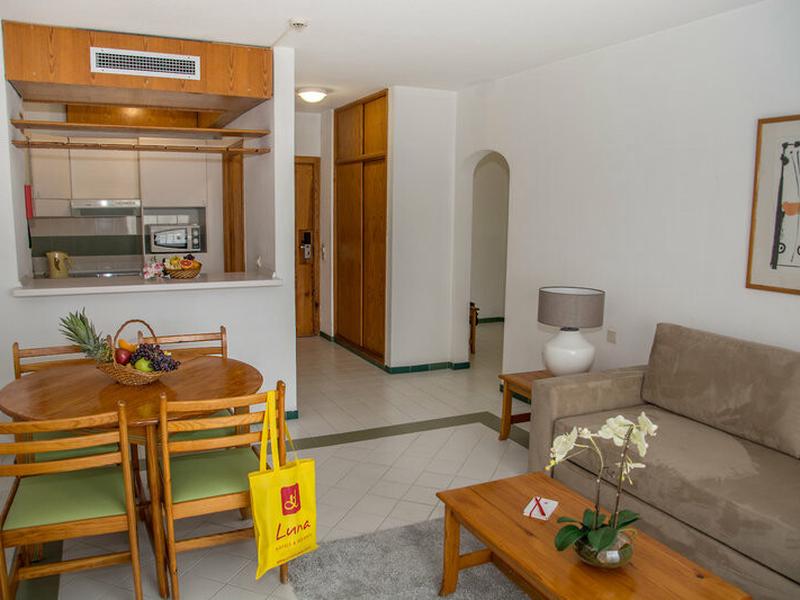 DE9769DE761D5EC2AA0FBAD72BB3DC35