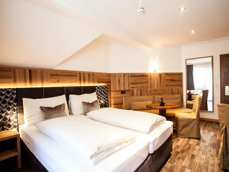 DAA1DFF368C1CE958820383B9EB8CE98