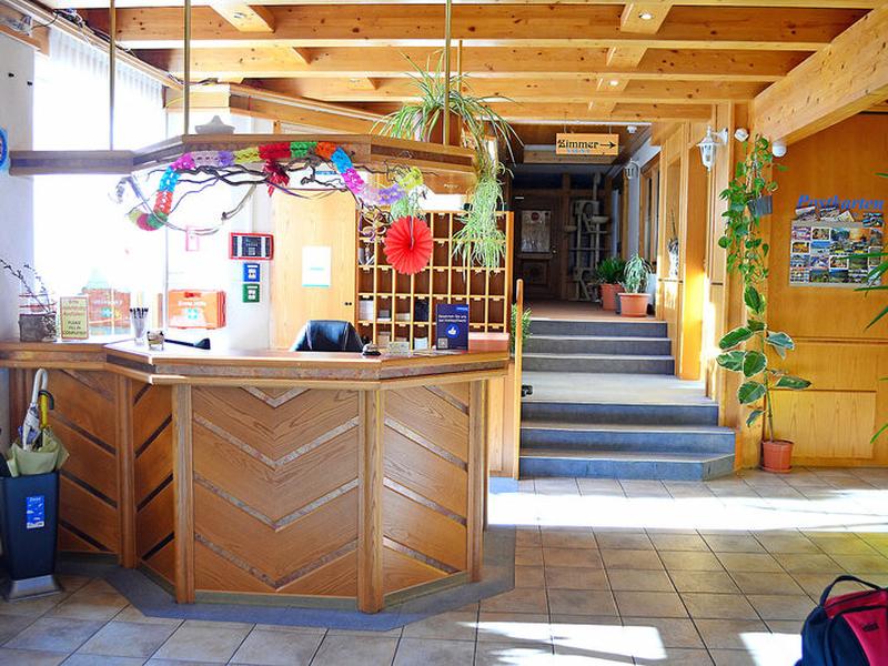 99D883EB81FE8590D2D4D4855CB93E2E