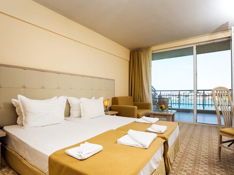 123AF1E039739D8B2E8600124610467A