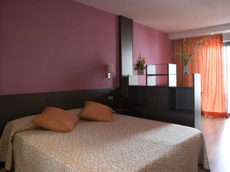 3CC99572377ECEA2D5DD531B6085E504