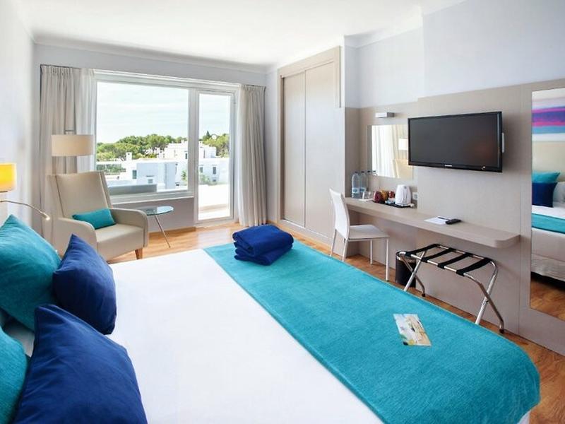 C1B7665DF2A112E20E813022DAF7E144