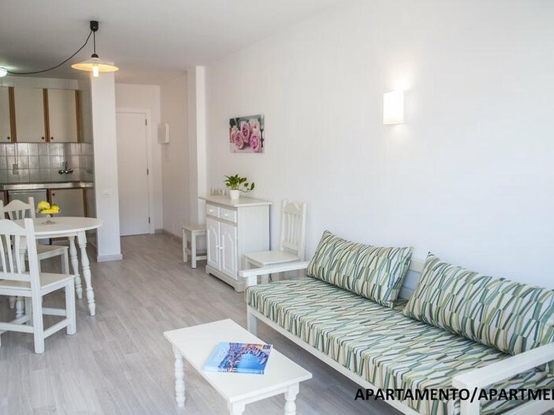 5EDBD4C64F67AB7702E9E64B03A32ADA