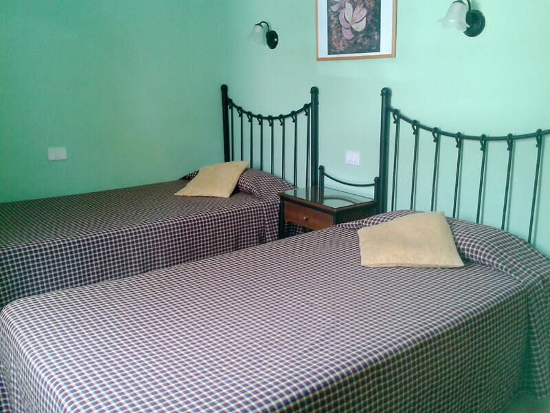 B5F33FB7580A3E2B8B1B29F609595767