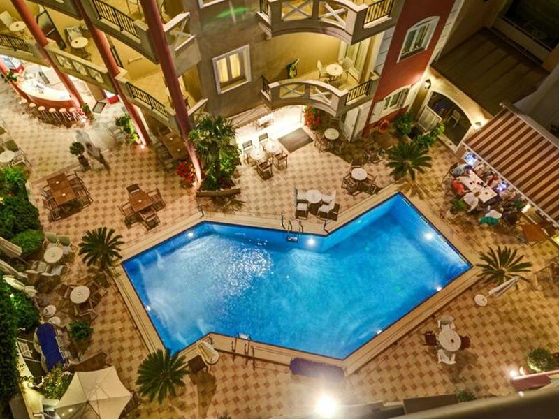 B86435DF090F5979D8937AD93652CAC8