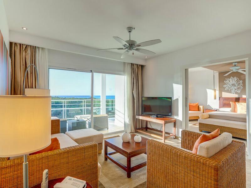 8D24B22A417A021CD4ACAE1C31257B39