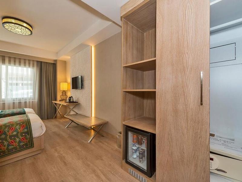 3F83C2A49500DA0C6D998EDE35FA8B6C