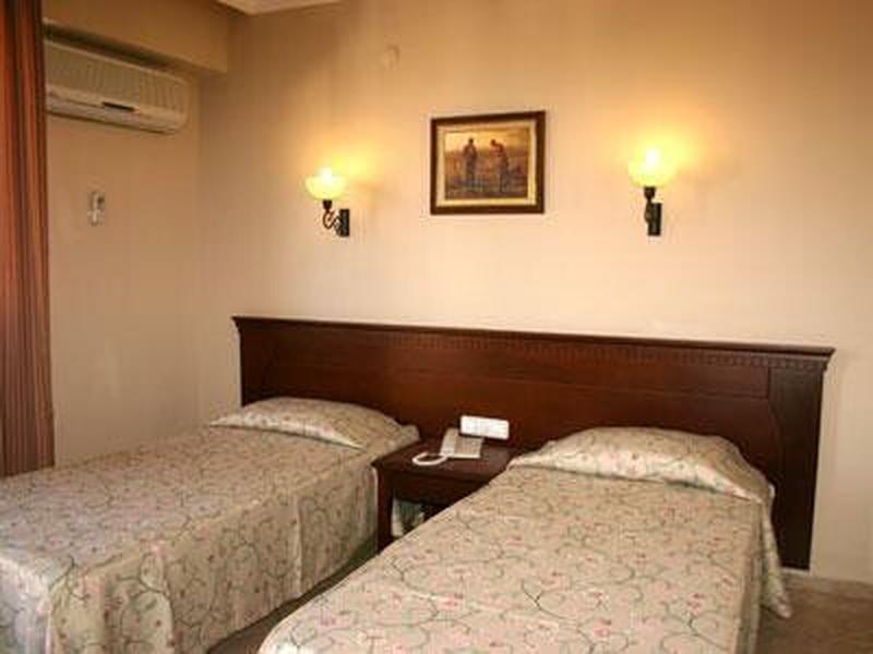 A2C635F5EC9DA7F59D4B1E067648A708