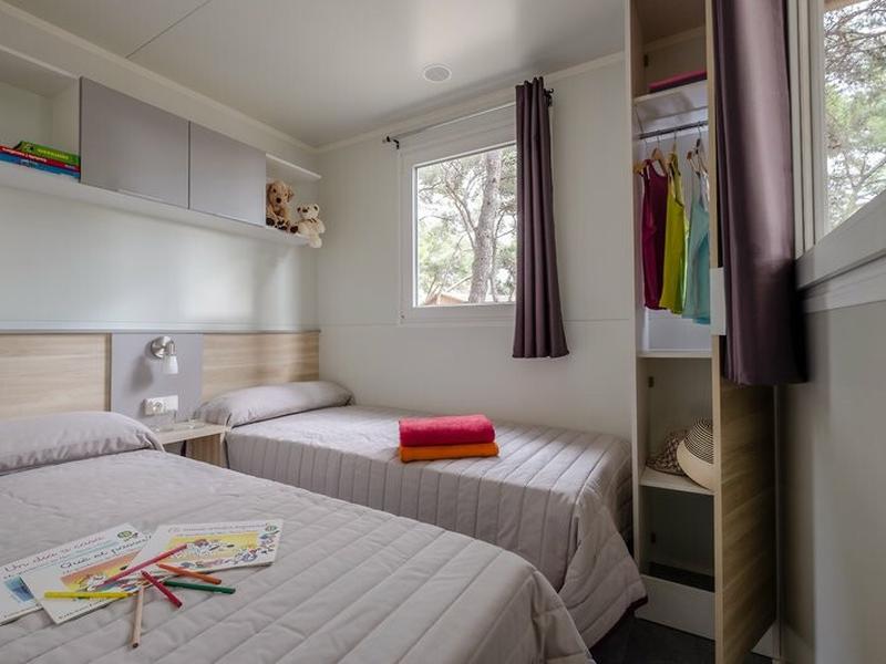 C72A8F5BABFACFF6F81FEB62044D07B2