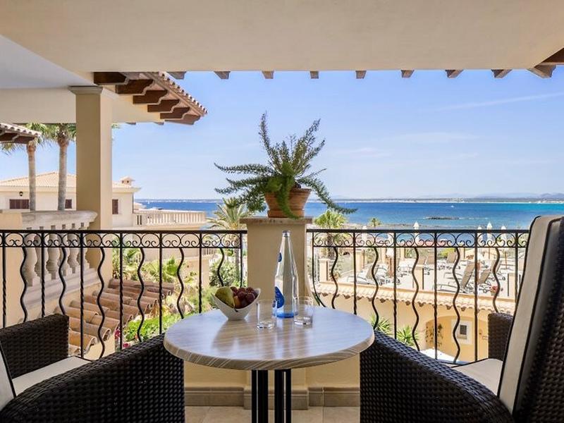 DD4306E93C1B0E14885852B296F6528E