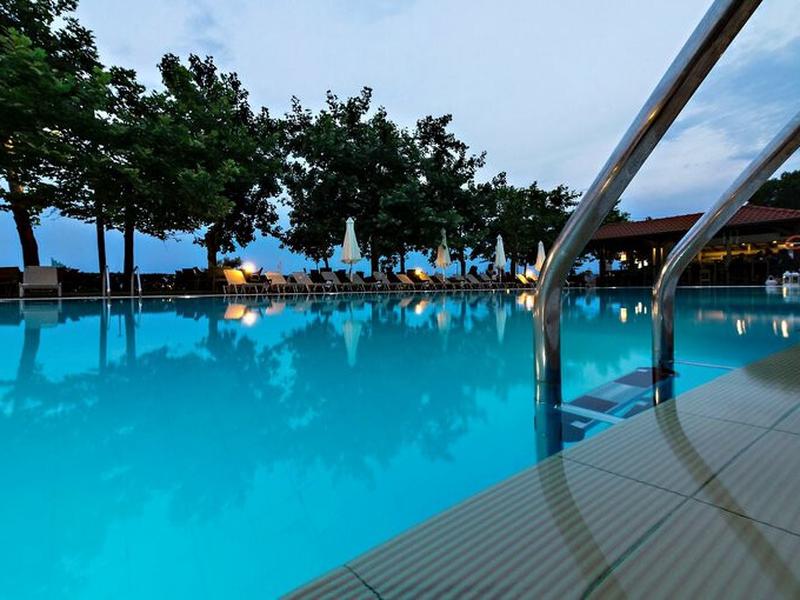 13B6E11840F38E9625BE2C3ED9603056